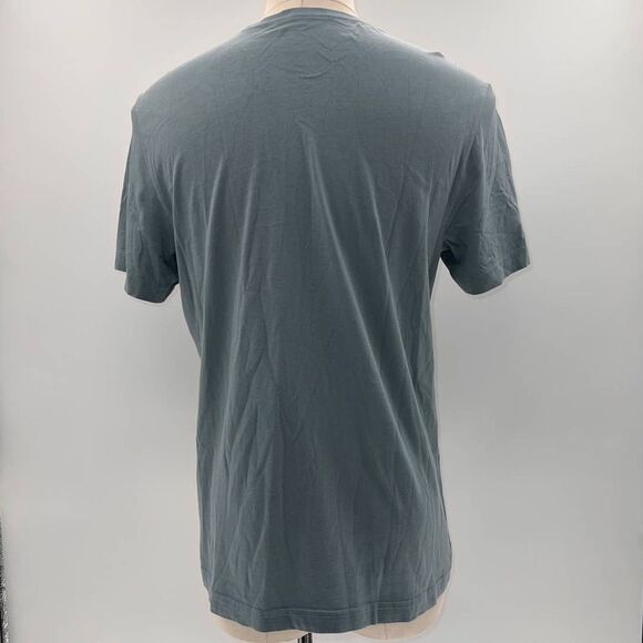 Life is Good "I'm Not Old, I'm Classic" Graphic Christmas Short Sleeve T-Shirt-L - Picture 2 of 12